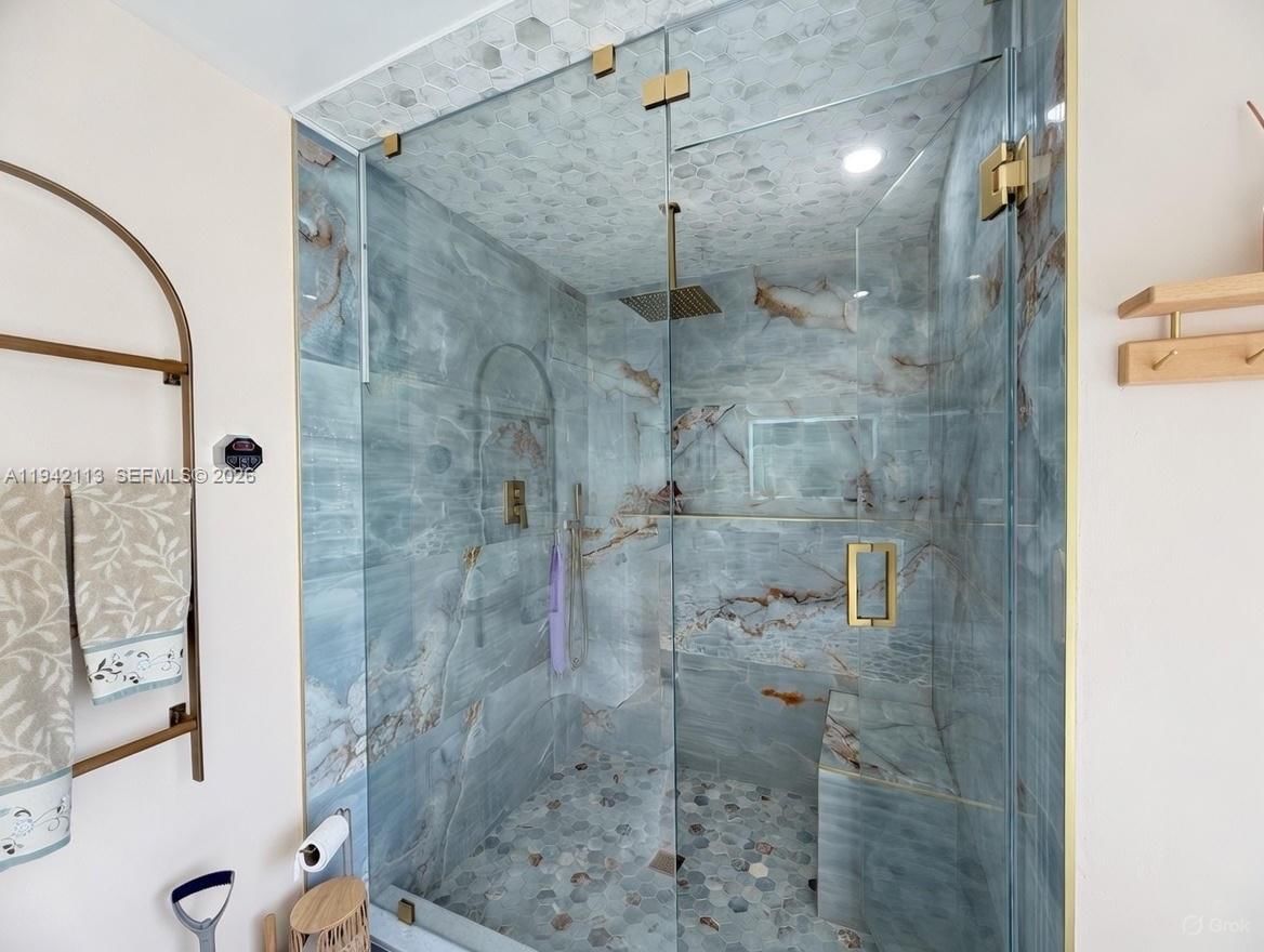 Real estate property located at 12585 9th Pl, Broward, Arboretum At Davie, Davie, FL