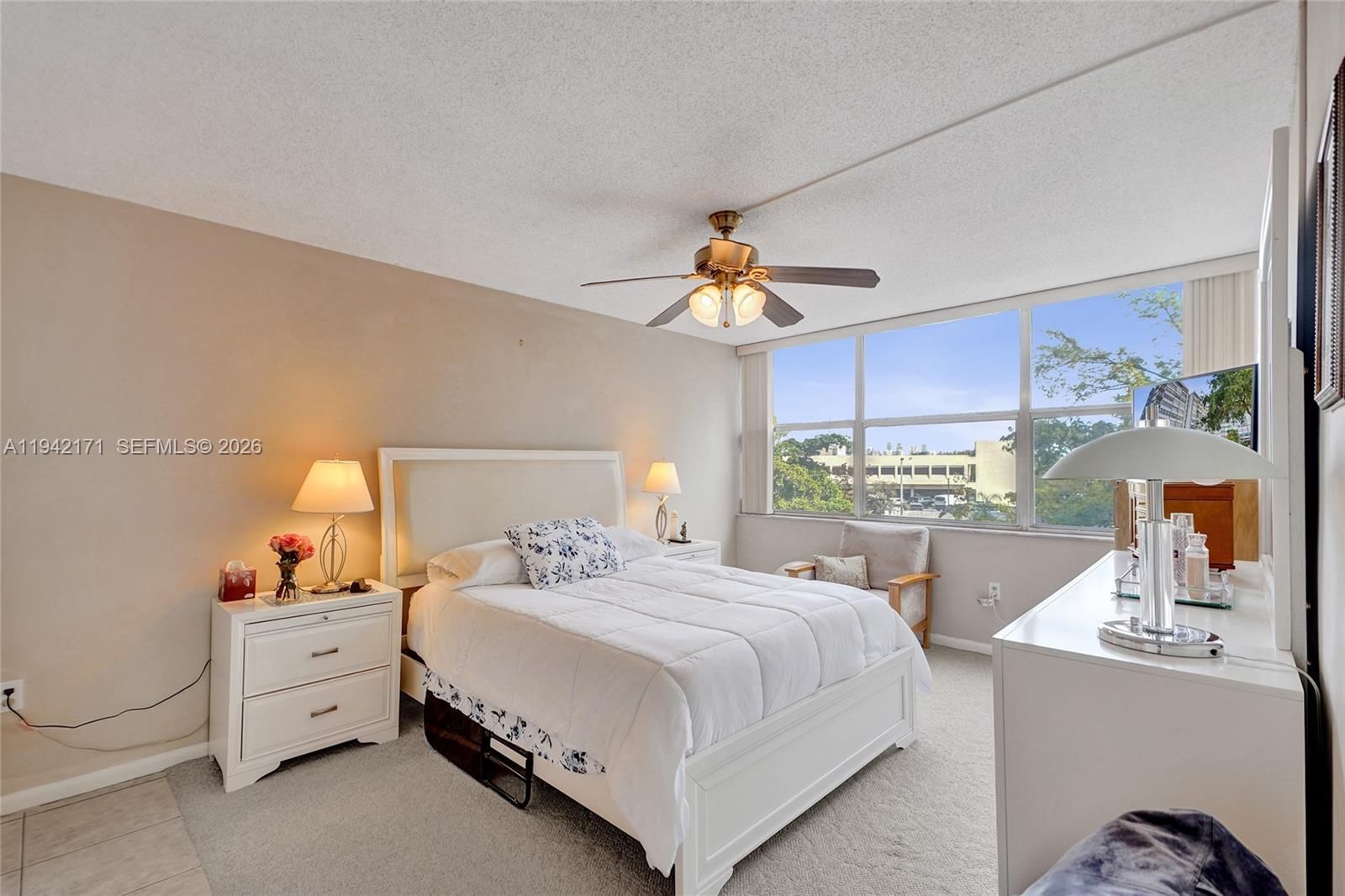 Real estate property located at 1300 Miami Gardens Dr #320E, Miami-dade, Wilshire Condo, Miami, FL