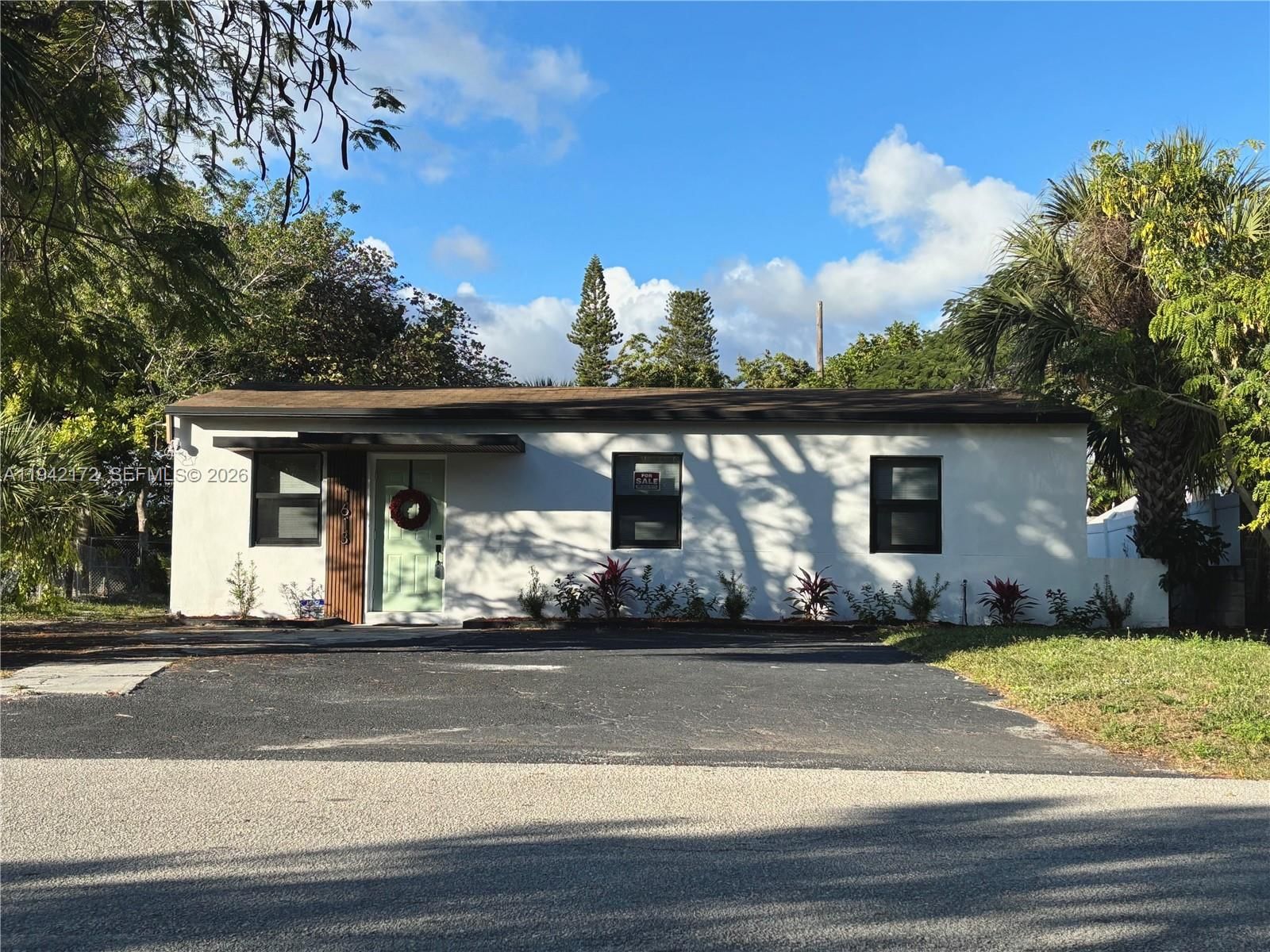 Real estate property located at 1613 12th St, Broward, Lauderdale Manor, Fort Lauderdale, FL