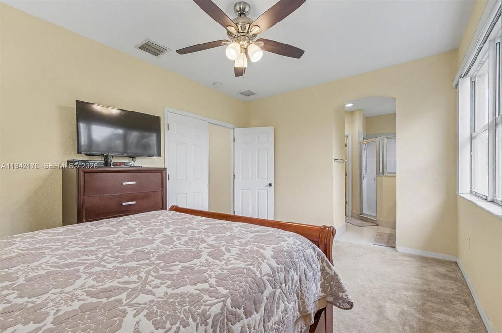 Real estate property located at 1939 13th St, Miami-dade, Shores At Keys Gate, Homestead, FL