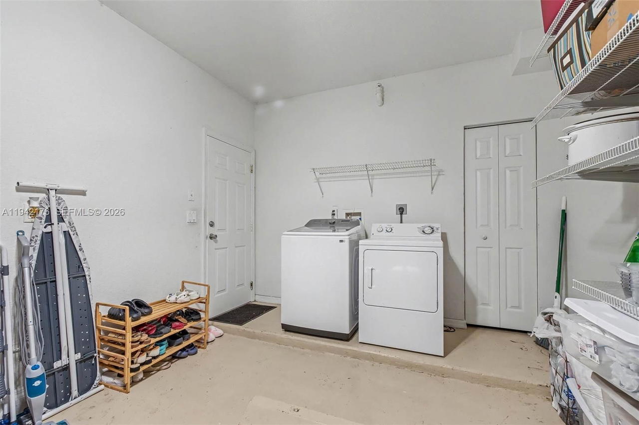 Real estate property located at 1939 13th St, Miami-dade, Shores At Keys Gate, Homestead, FL