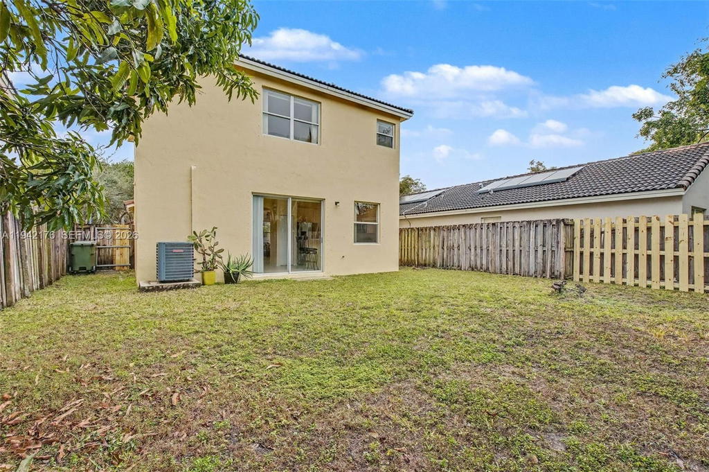 Real estate property located at 1939 13th St, Miami-dade, Shores At Keys Gate, Homestead, FL