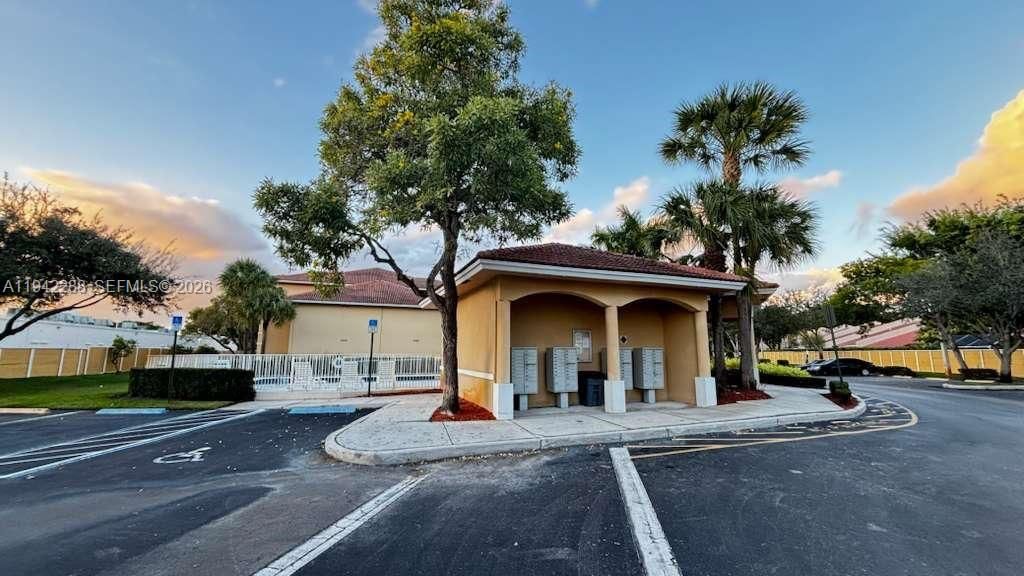 Real estate property located at 9905 Westwood Dr #34-3, Broward, Nob Hill Landings Condomi, Tamarac, FL