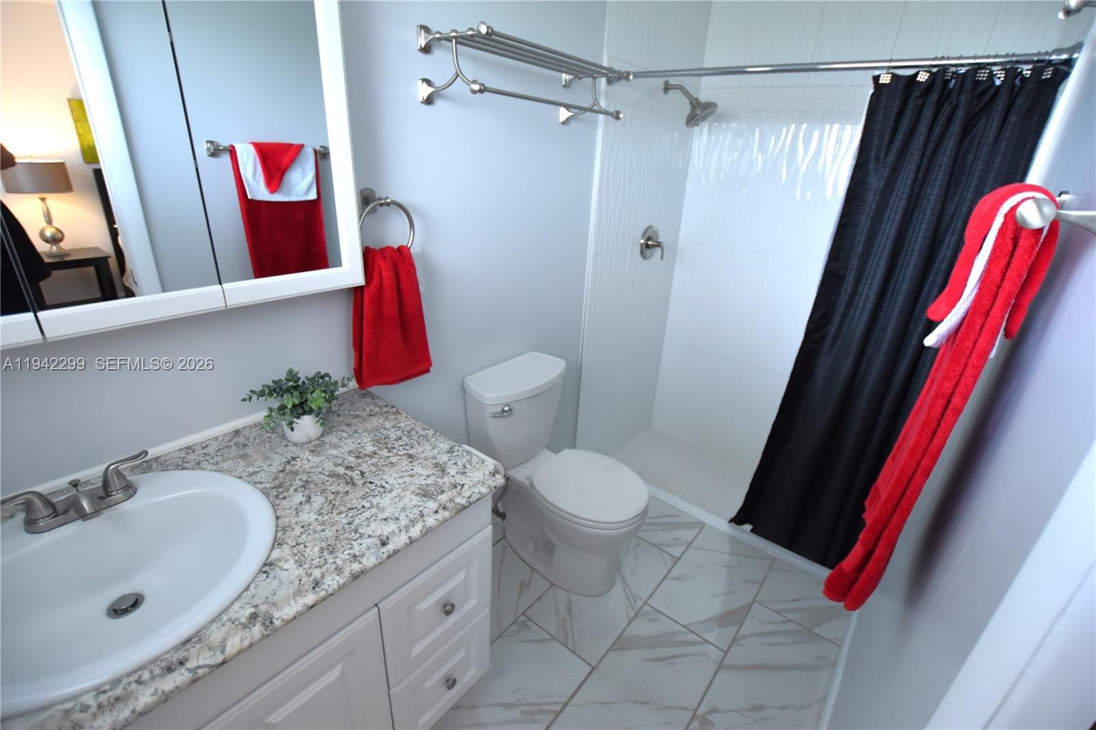 Real estate property located at 2852 Crosley Drive west G, Palm Beach, Cresthaven Villas 16 Cond, West Palm Beach, FL