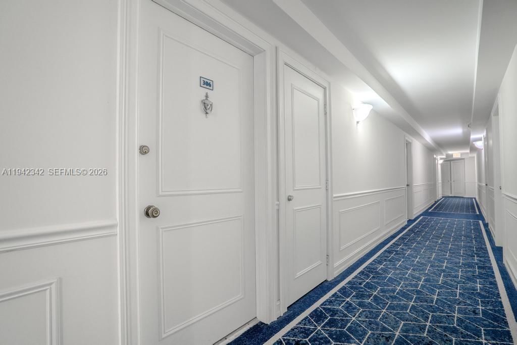 Real estate property located at 1 Las Olas Circle #306, Broward, Venetian Condominium, Fort Lauderdale, FL