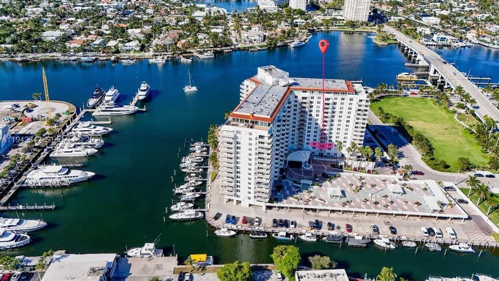 Real estate property located at 1 Las Olas Circle #306, Broward, Venetian Condominium, Fort Lauderdale, FL