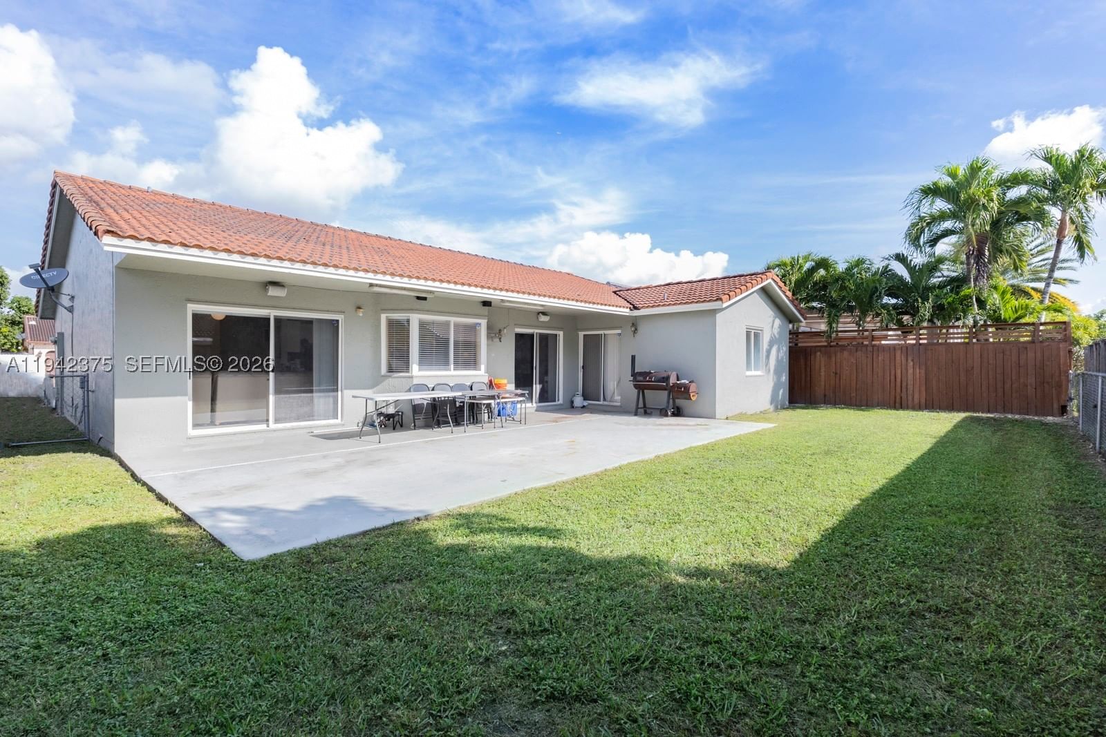 Real estate property located at 15286 178th Ter, Miami-dade, Majestic Estates 1st Addn, Miami, FL