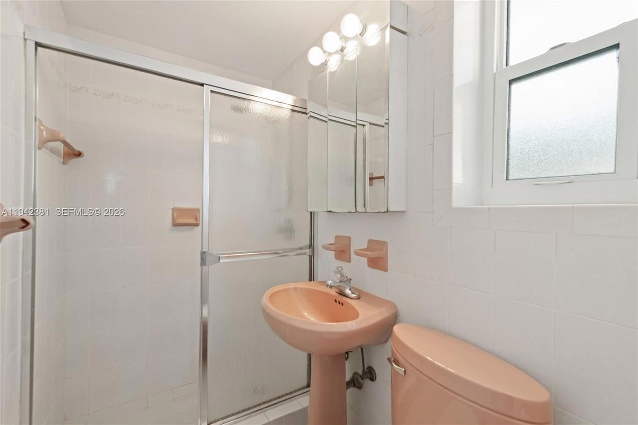 Real estate property located at 1470 Treasure Dr, Miami-dade, Treasure Island, North Bay Village, FL