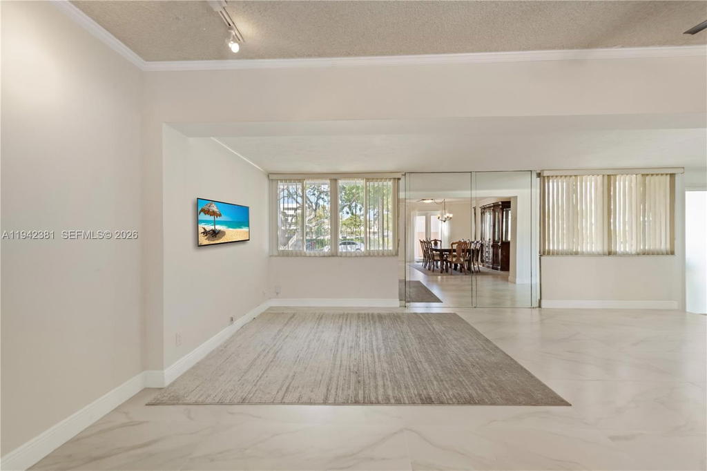 Real estate property located at 1470 Treasure Dr, Miami-dade, Treasure Island, North Bay Village, FL