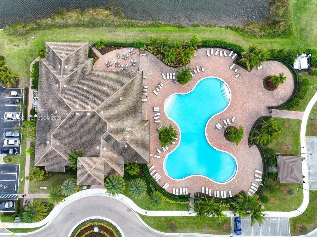 Real estate property located at 3304 92nd Pl, Miami-dade, Bonterra, Hialeah, FL