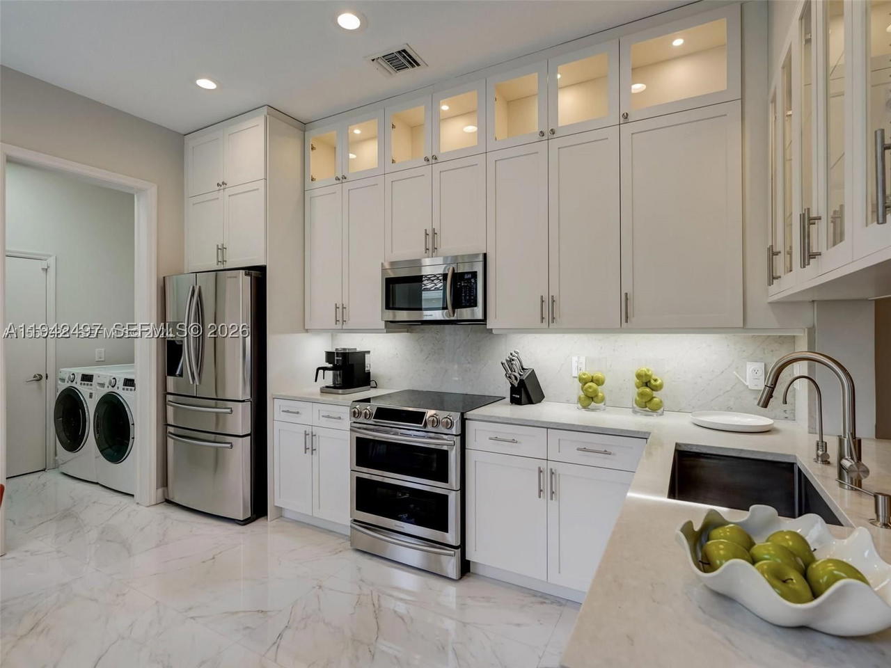 Real estate property located at 963 Harbor Vw S, Broward, Three Islands 3rd Section, Hollywood, FL