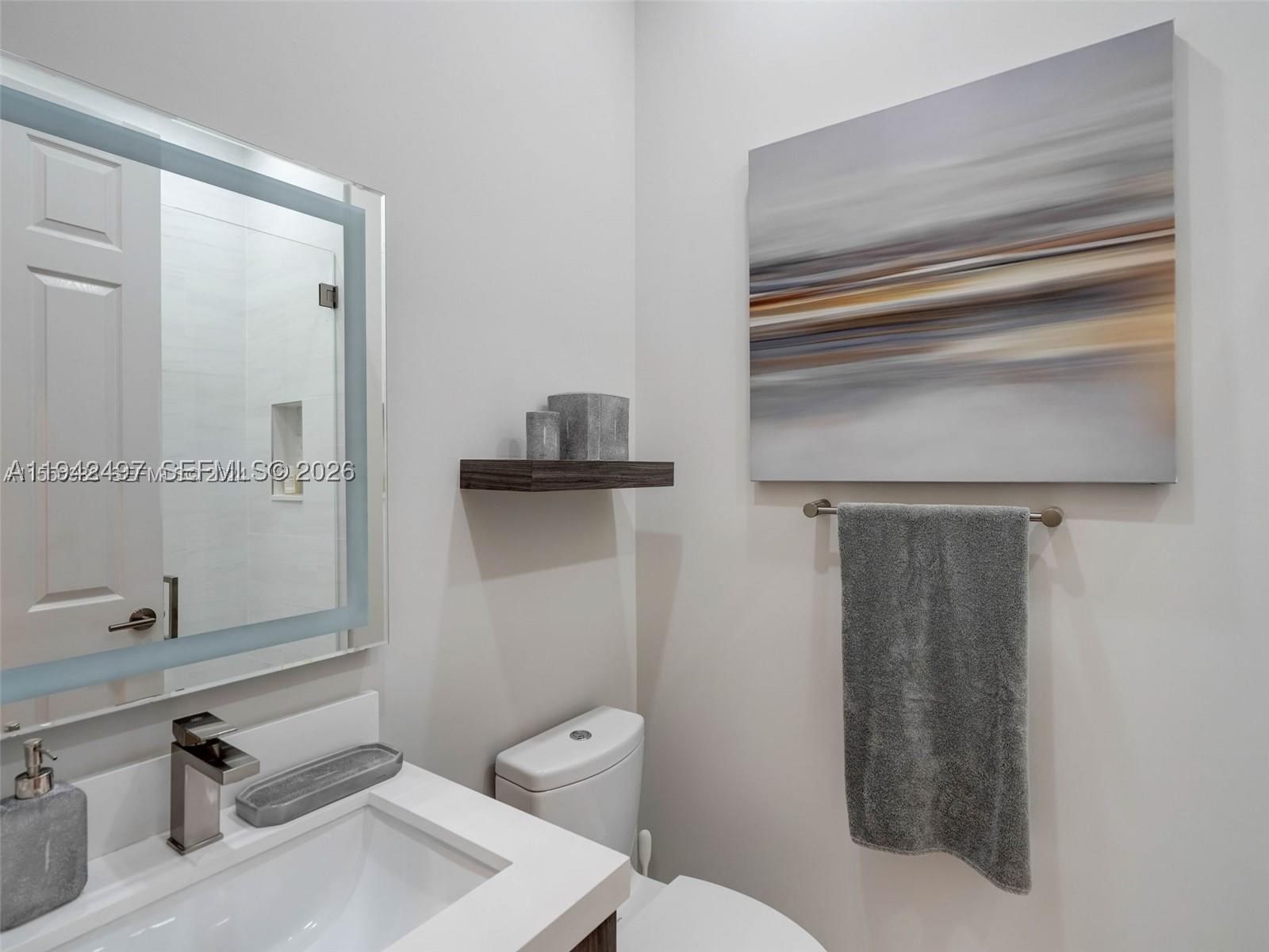 Real estate property located at 963 Harbor Vw S, Broward, Three Islands 3rd Section, Hollywood, FL