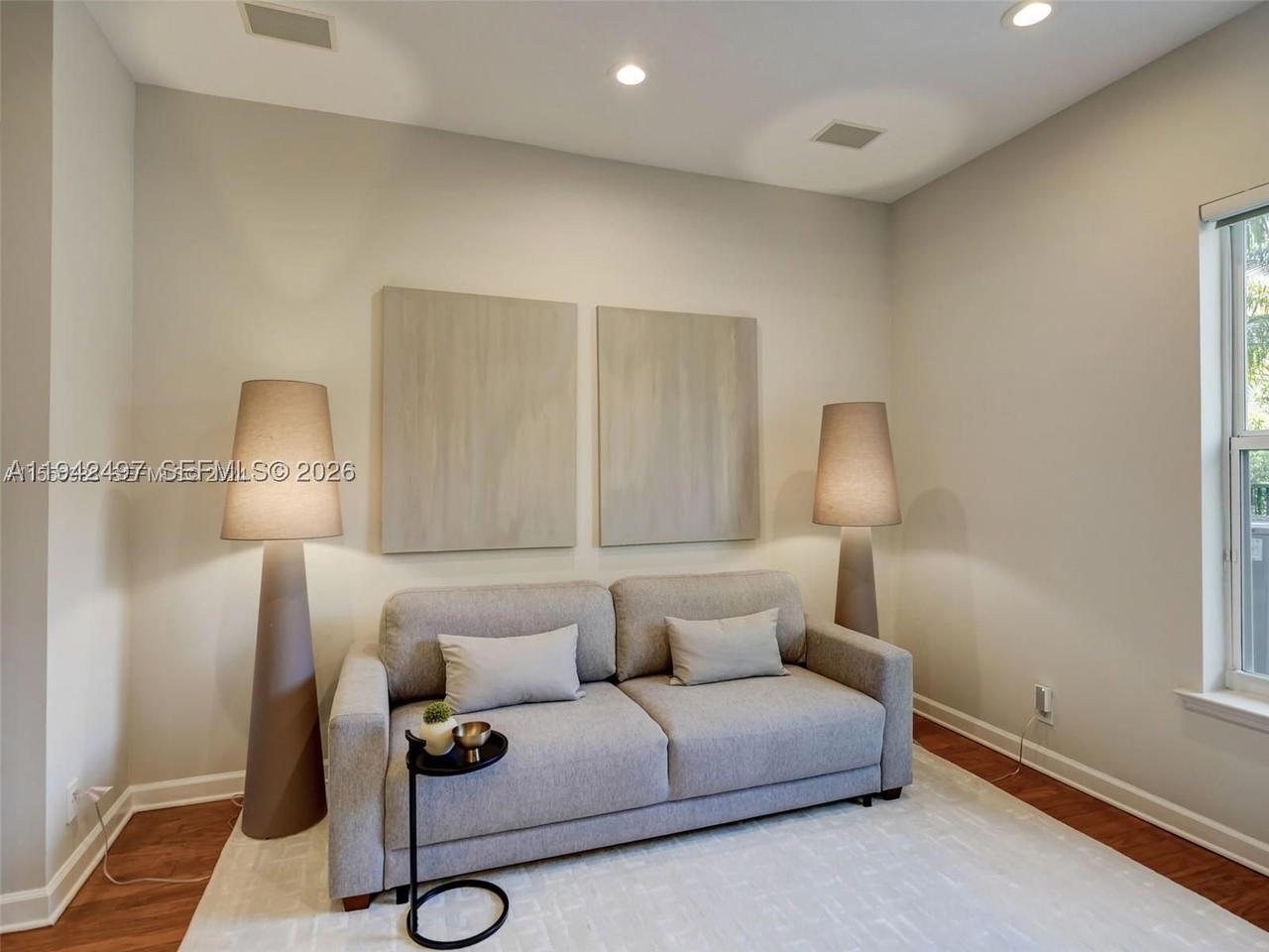 Real estate property located at 963 Harbor Vw S, Broward, Three Islands 3rd Section, Hollywood, FL