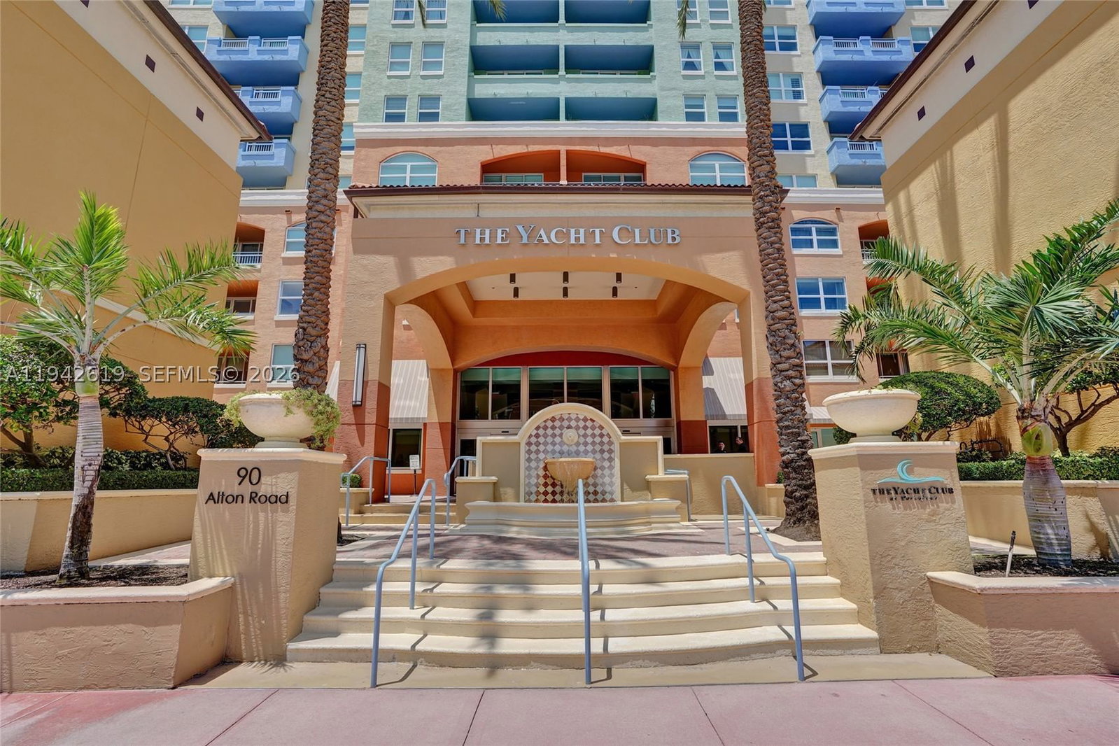Real estate property located at 90 Alton Rd #807, Miami-dade, Yacht Club At Portofino C, Miami Beach, FL