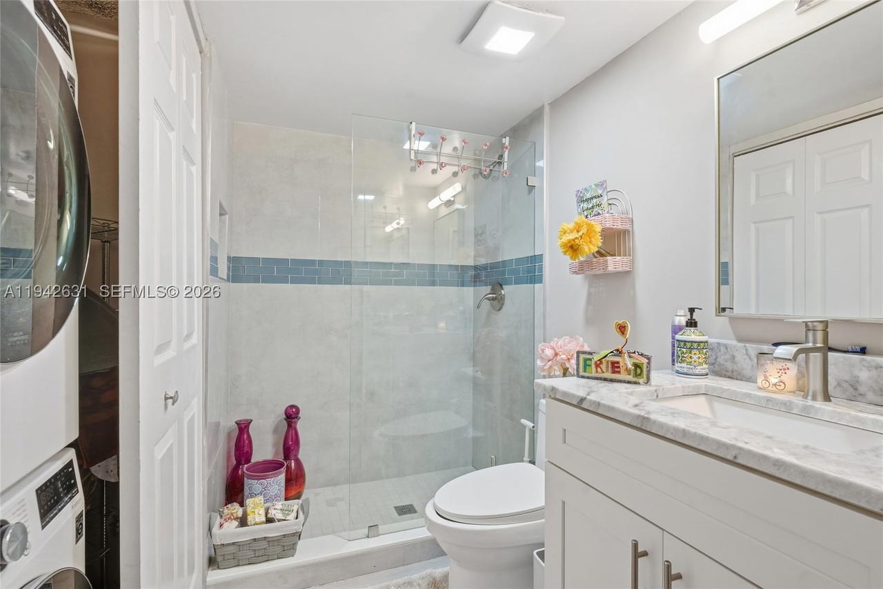 Real estate property located at 7790 79th Ave G6, Broward, Bonaire Village At Woodmo, Tamarac, FL