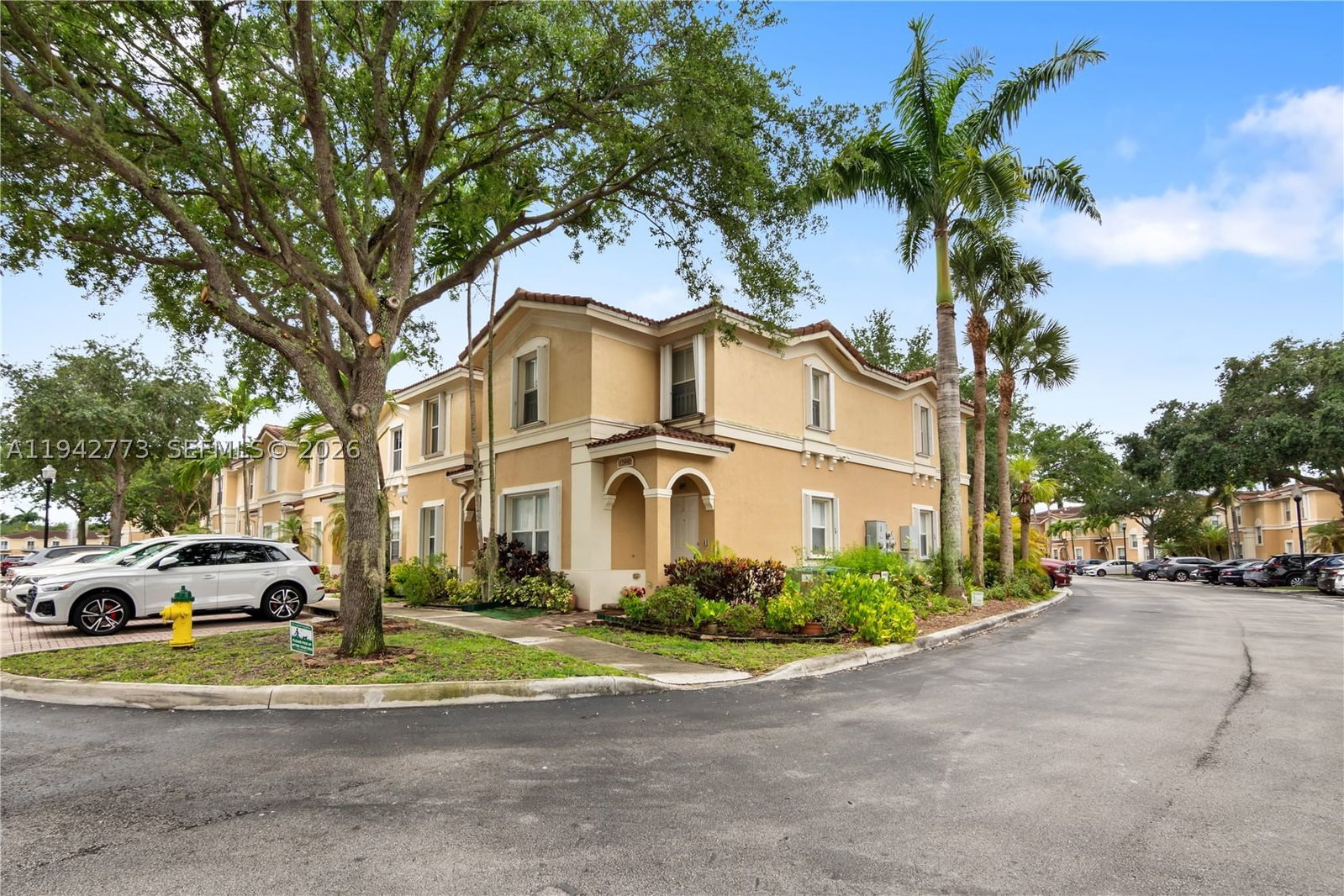 Real estate property located at 12990 30th Ct #150, Broward, Melrose Point Condo, Miramar, FL
