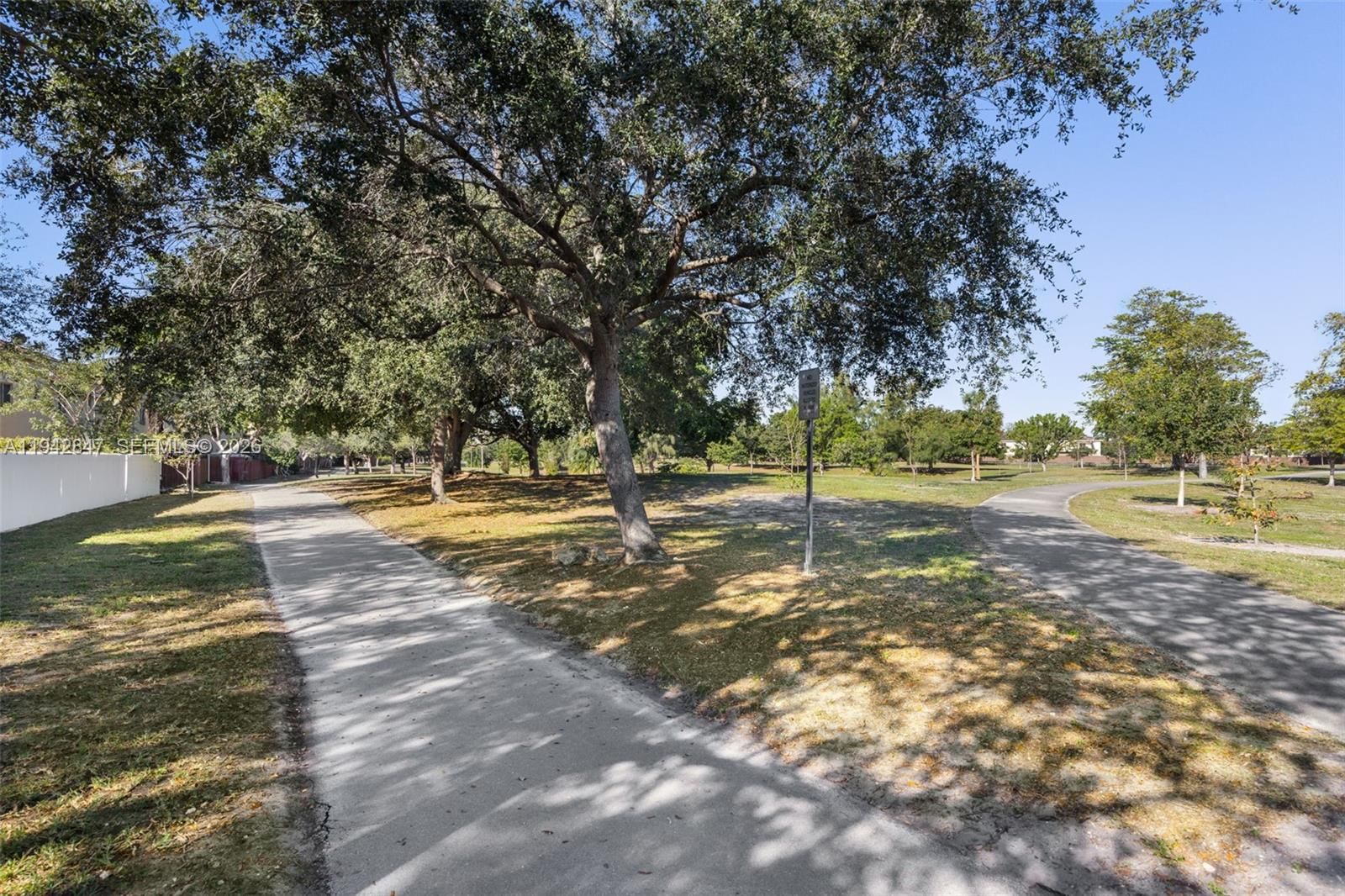 Real estate property located at 7205 173rd Dr #608-6, Miami-dade, Bonita Golf View Townvill, Hialeah, FL
