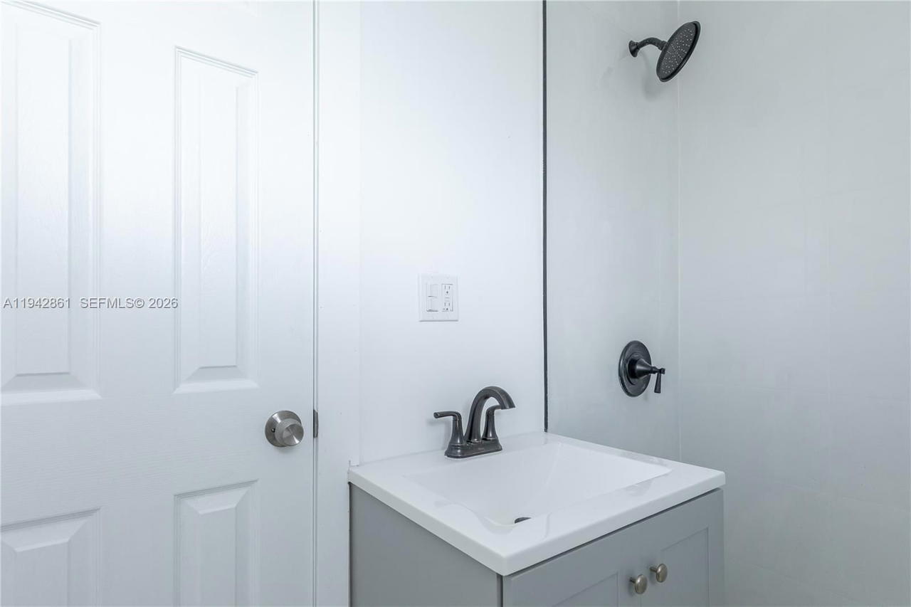 Real estate property located at , Miami-dade, Kings Gardens Sec Two, Miami Gardens, FL