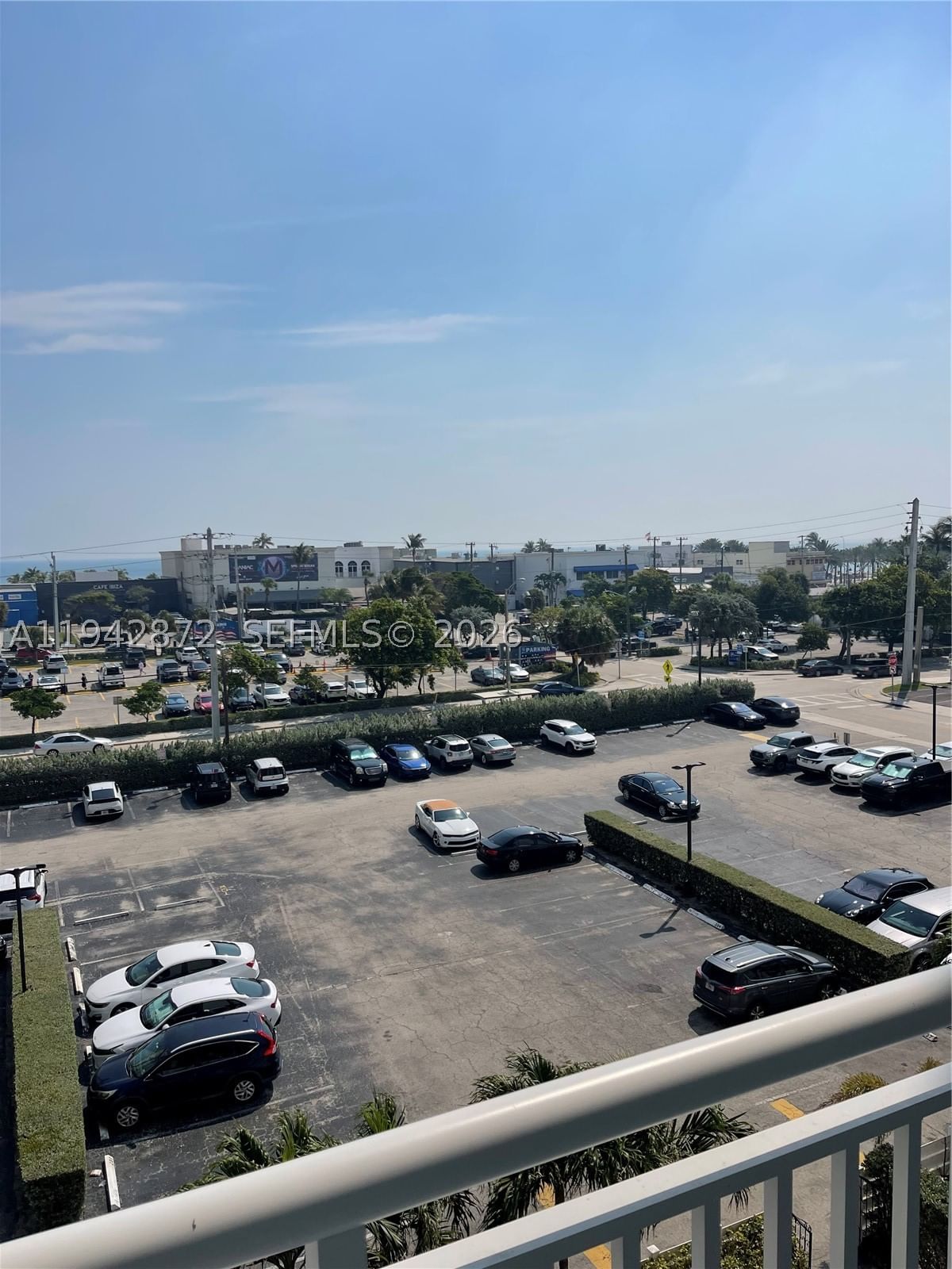 Real estate property located at 200 Birch Rd #512, Broward, Leisure Beach Condo, Fort Lauderdale, FL