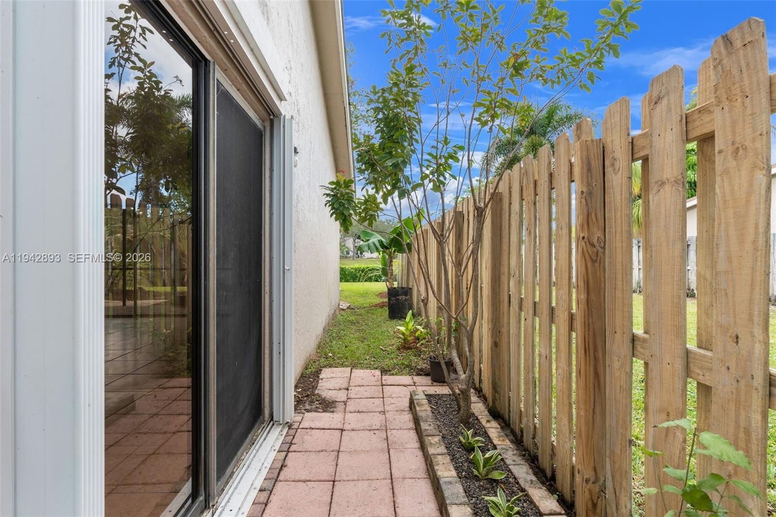 Real estate property located at 5149 Lakes Dr, Broward, The Lakes, Deerfield Beach, FL