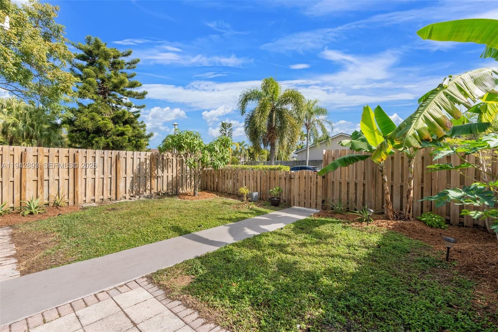 Real estate property located at 5149 Lakes Dr, Broward, The Lakes, Deerfield Beach, FL