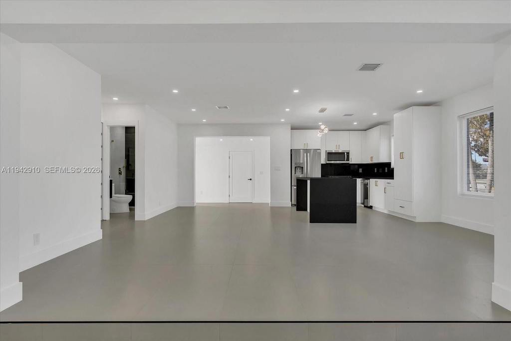 Real estate property located at 1110 183rd St, Miami-dade, Scott Lake Manor Sec 2, Miami Gardens, FL