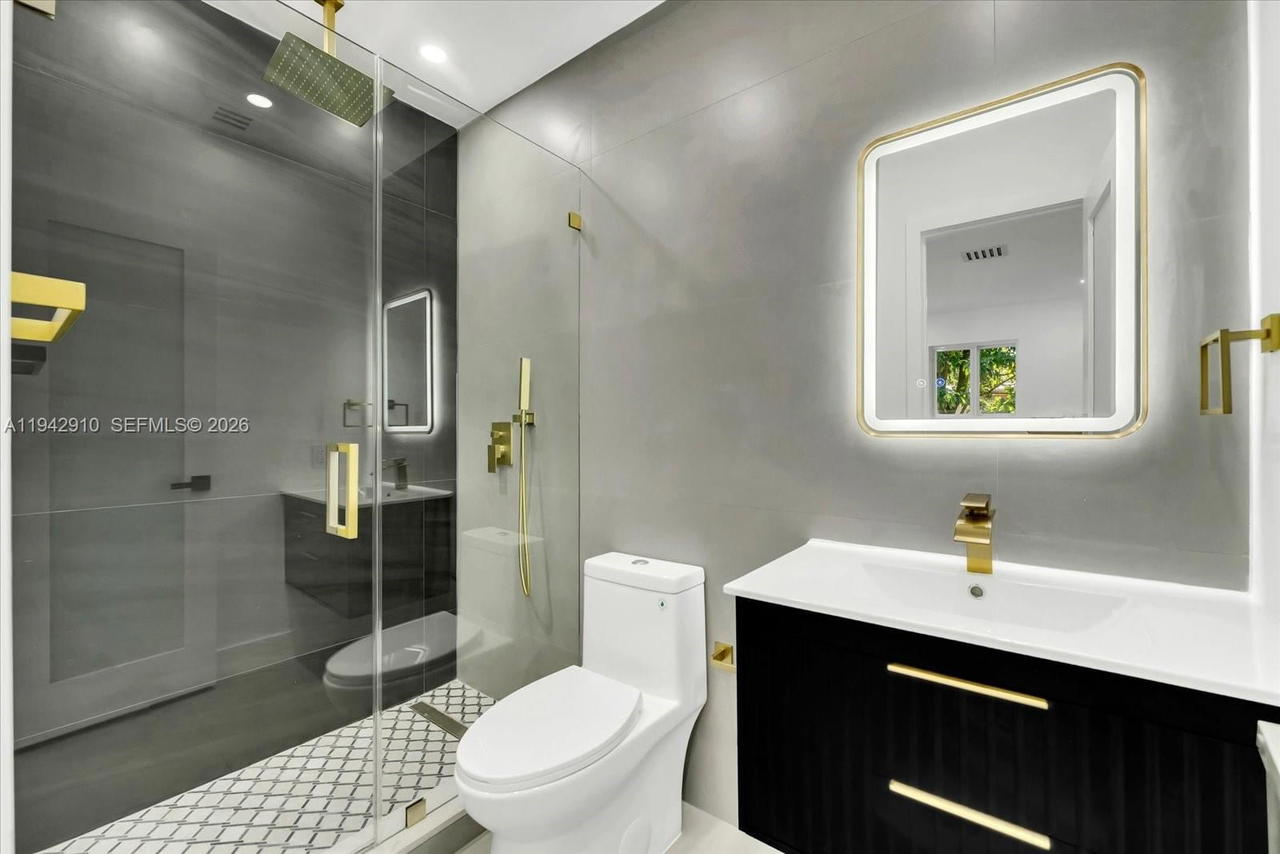 Real estate property located at 1110 183rd St, Miami-dade, Scott Lake Manor Sec 2, Miami Gardens, FL