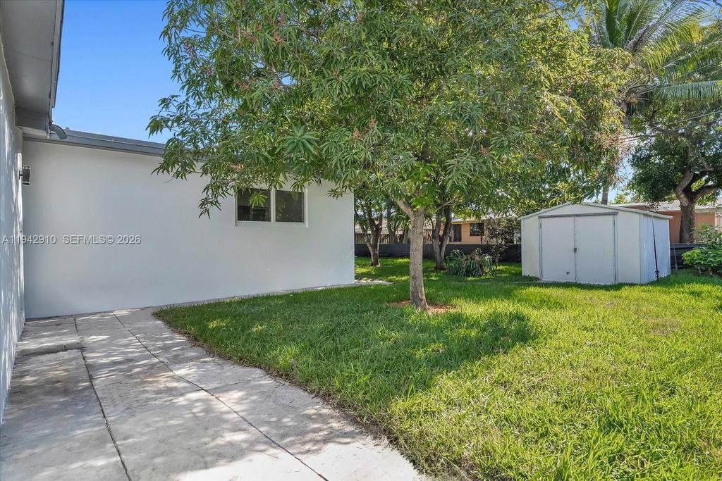 Real estate property located at 1110 183rd St, Miami-dade, Scott Lake Manor Sec 2, Miami Gardens, FL