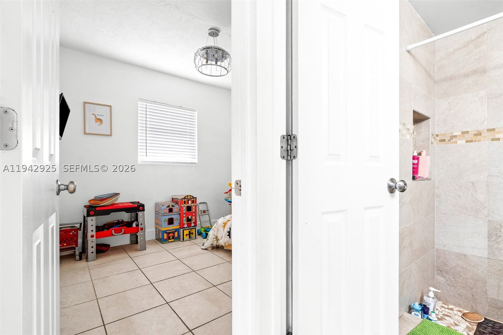 Real estate property located at 5844 Garfield St, Broward, Hollywood Beach Heights S, Hollywood, FL