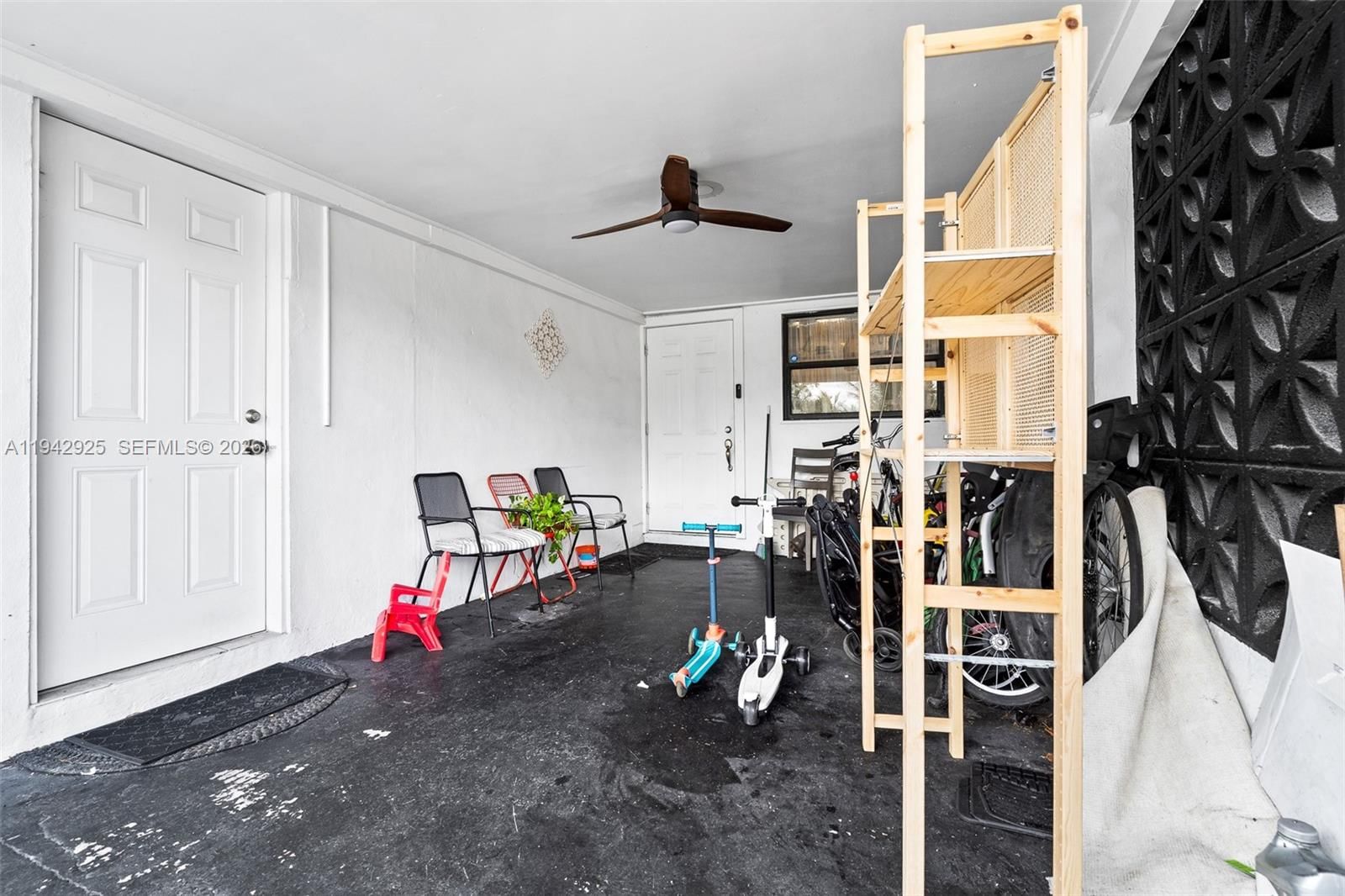 Real estate property located at 5844 Garfield St, Broward, Hollywood Beach Heights S, Hollywood, FL
