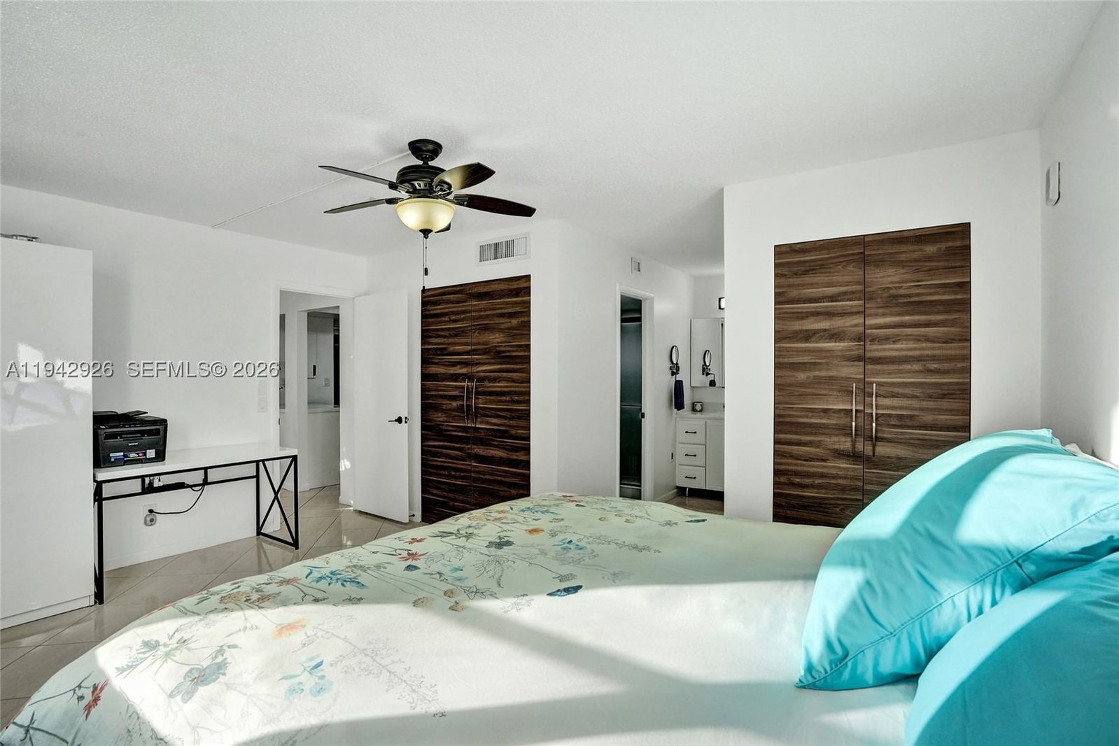Real estate property located at 1849 Ocean Dr #408, Broward, Plaza Towers South Condo, Hallandale Beach, FL