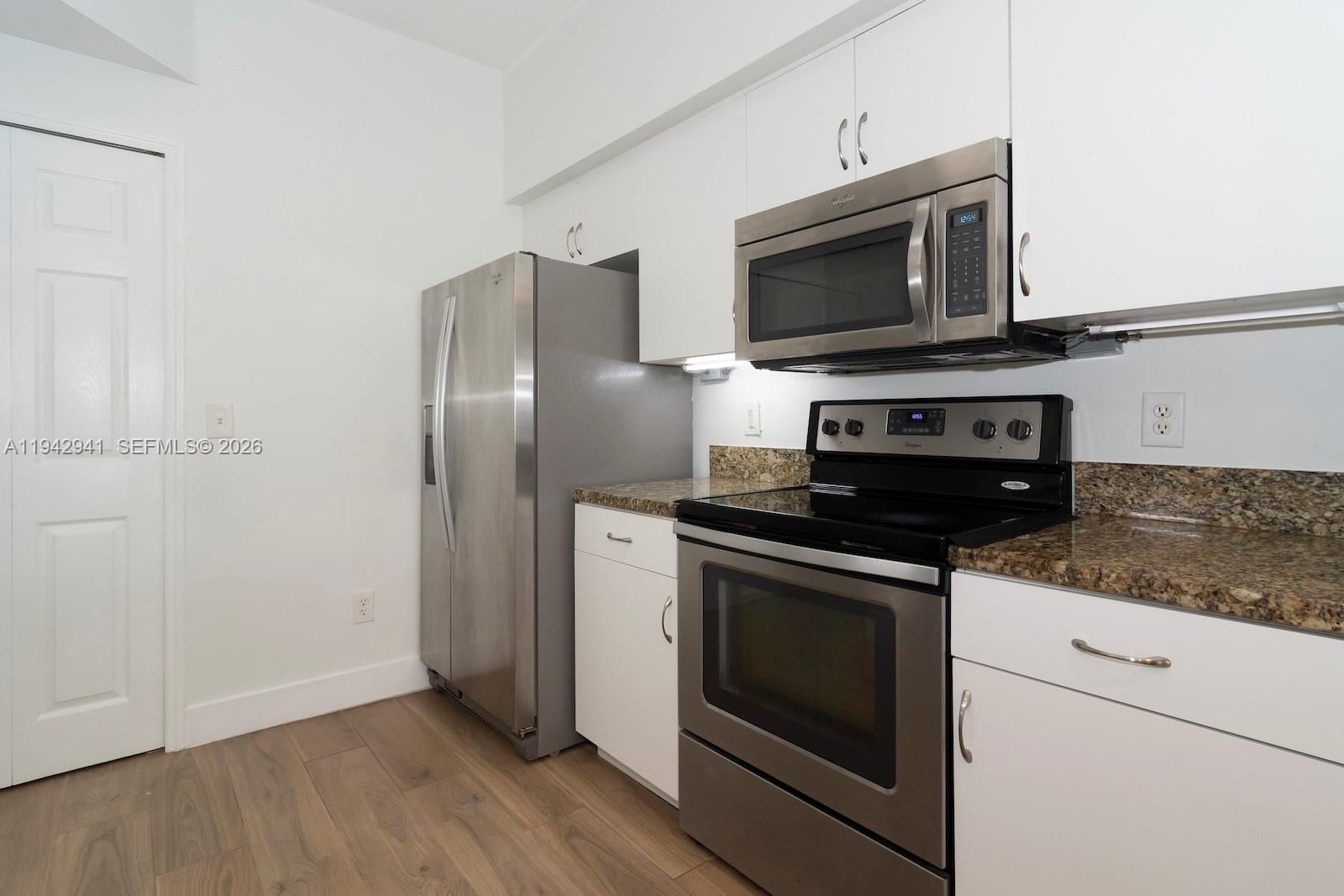 Real estate property located at 3215 184th St #14301, Miami-dade, Village By The Bay Condo, Aventura, FL