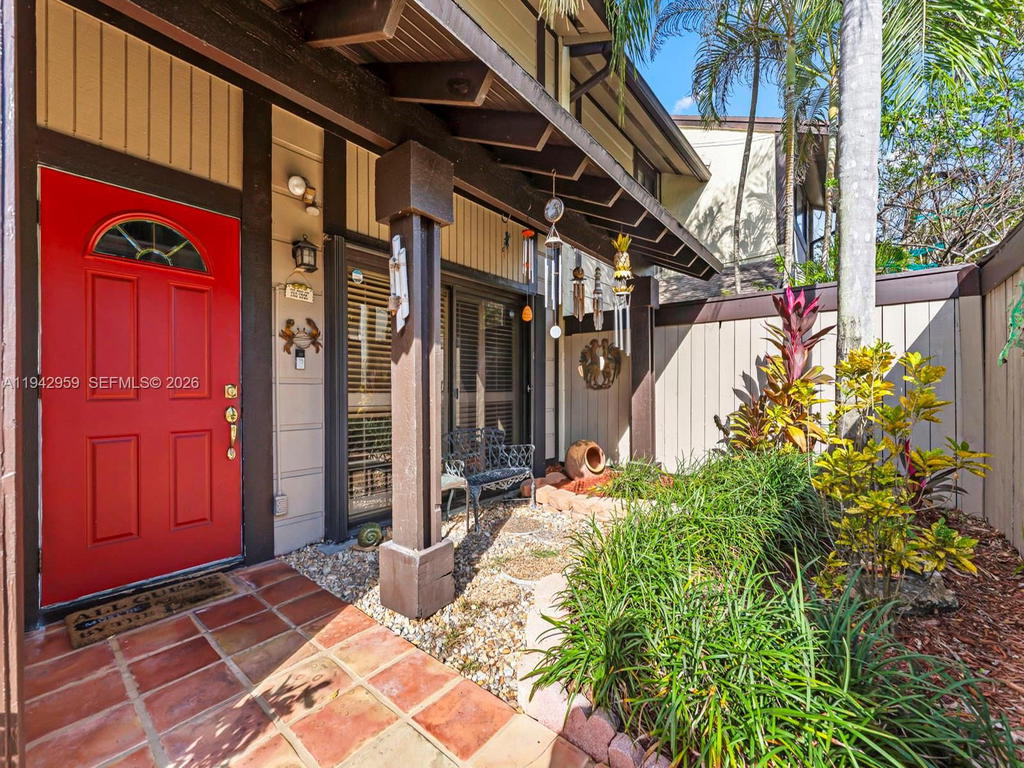 Real estate property located at 12806 91st Ct, Miami-dade, Briar Bay Townhouse Estat, Miami, FL