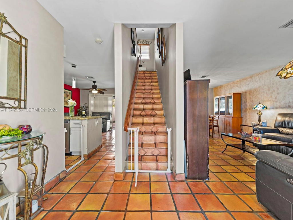 Real estate property located at 12806 91st Ct, Miami-dade, Briar Bay Townhouse Estat, Miami, FL