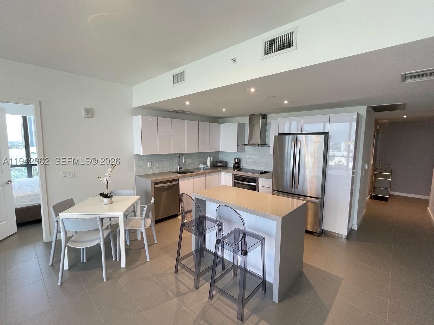 Real estate property located at 1600 1st Ave #1220, Miami-dade, Canvas Condo, Miami, FL