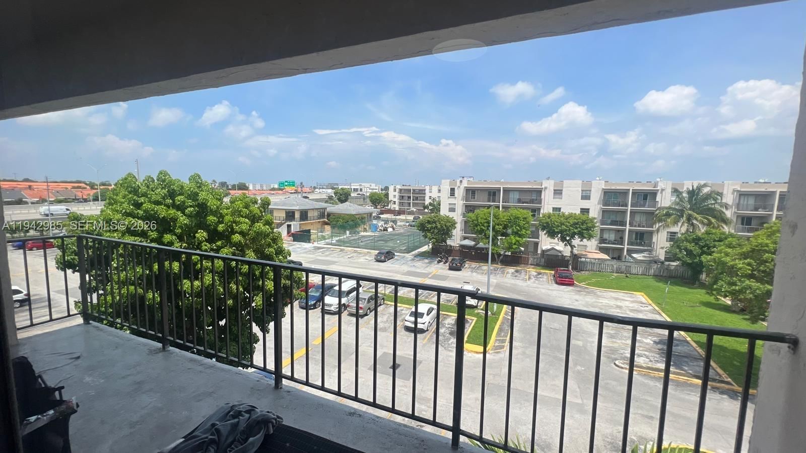 Real estate property located at 5625 20th Ave #404, Miami-dade, Westland Gardens Condo, Hialeah, FL