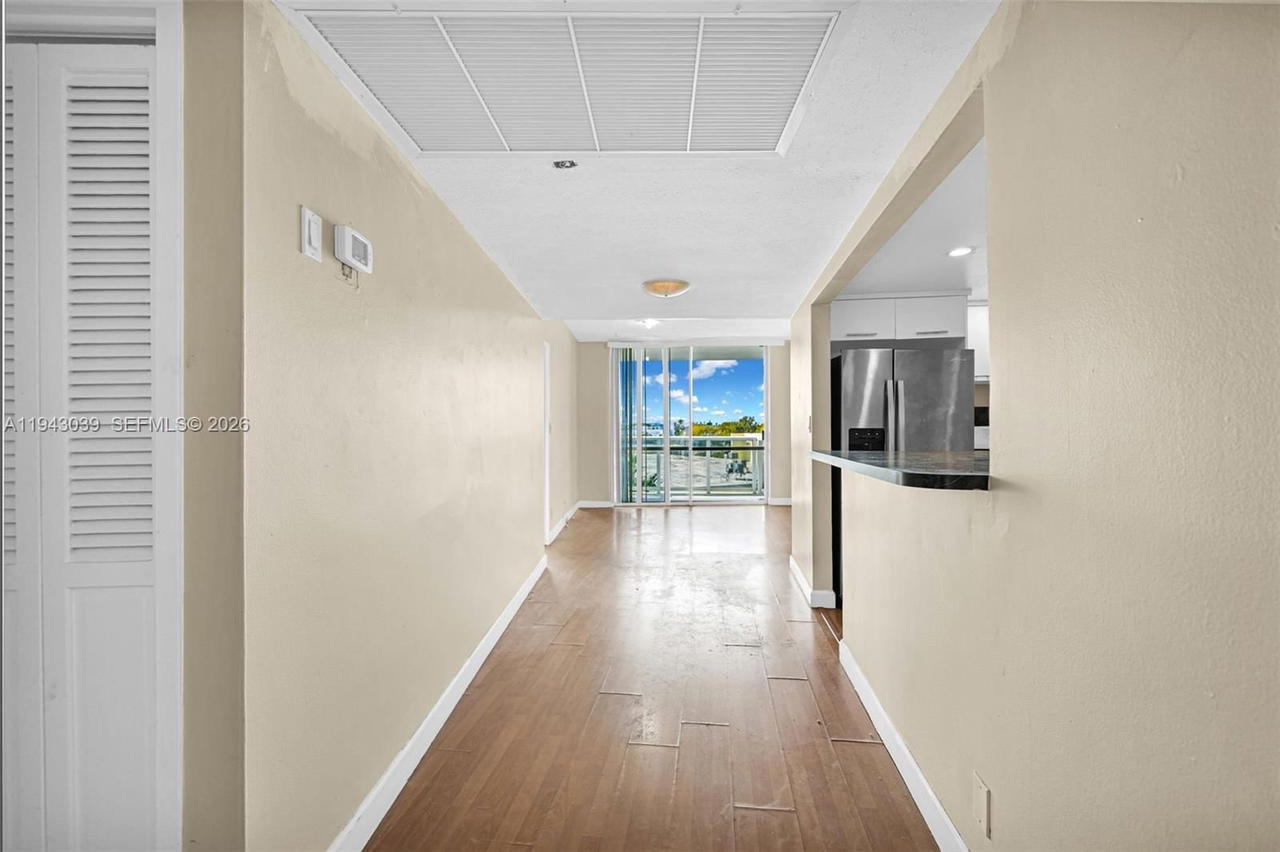 Real estate property located at 900 Bay Dr #321, Miami-dade, King Cole Condo, Miami Beach, FL
