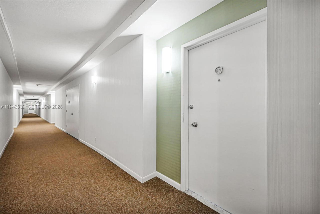 Real estate property located at 900 Bay Dr #321, Miami-dade, King Cole Condo, Miami Beach, FL