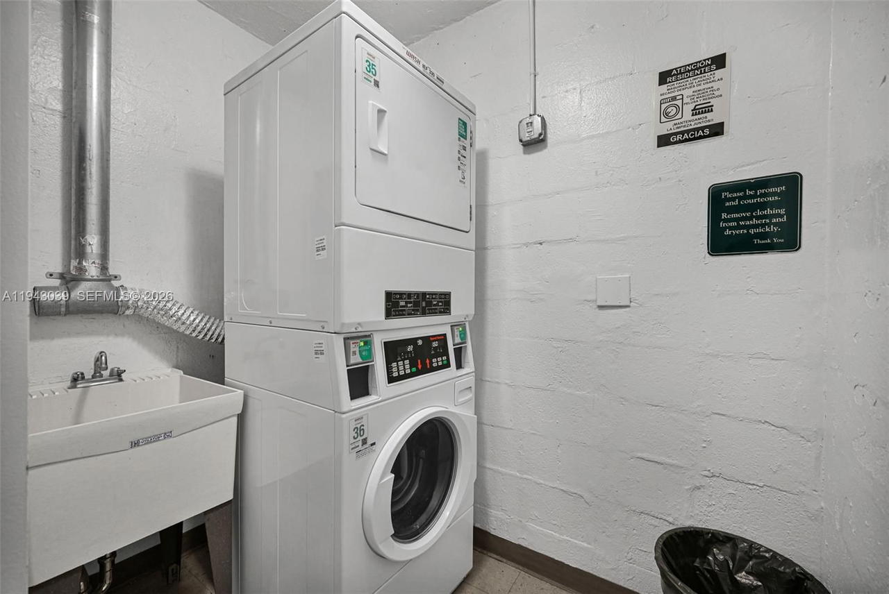 Real estate property located at 900 Bay Dr #321, Miami-dade, King Cole Condo, Miami Beach, FL
