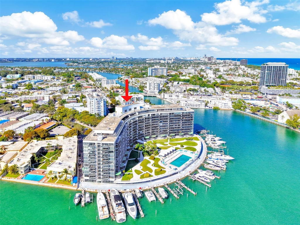 Real estate property located at 900 Bay Dr #321, Miami-dade, King Cole Condo, Miami Beach, FL