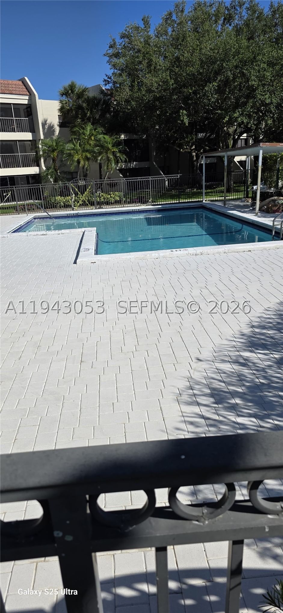 Real estate property located at 200 Lakeview Dr #212, Broward, Building Six Of Racquet C, Weston, FL