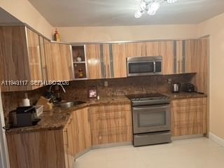 Real estate property located at 231 174th St #2308, Miami-dade, Winston Towers 400 Condo, Sunny Isles Beach, FL