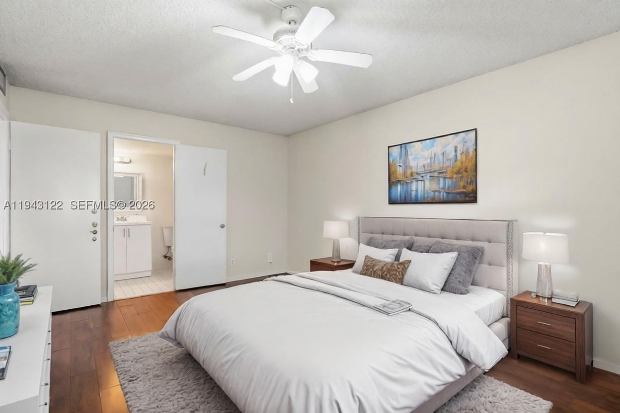 Real estate property located at 251 132nd Way #117H, Broward, New Hampton At Century Vi, Pembroke Pines, FL