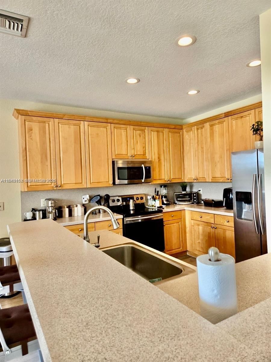 Real estate property located at 1587 Winterberry Ln, Broward, Sector 2- Parcels 21b 22, Weston, FL