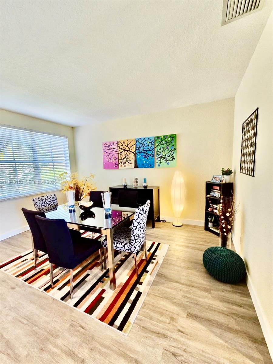 Real estate property located at 1587 Winterberry Ln, Broward, Sector 2- Parcels 21b 22, Weston, FL