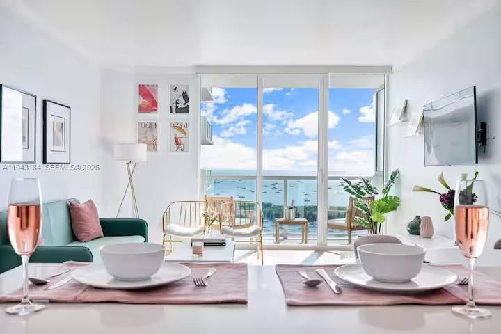 Real estate property located at 2889 Mcfarlane Rd #1614, Miami-dade, Mutiny Park Condo, Miami, FL