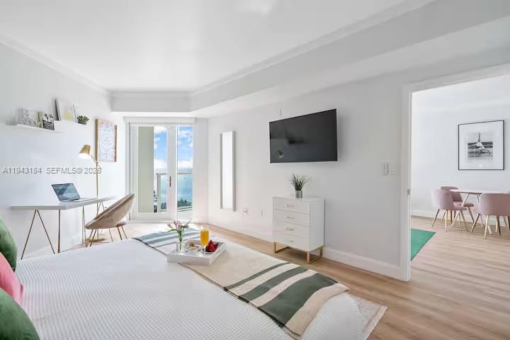 Real estate property located at 2889 Mcfarlane Rd #1614, Miami-dade, Mutiny Park Condo, Miami, FL