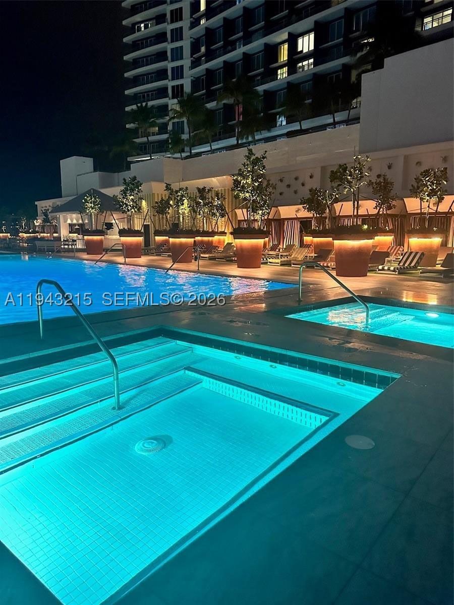 Real estate property located at 1300 Miami Ave #2104, Miami-dade, 1300 S Miami Avenue Condo, Miami, FL