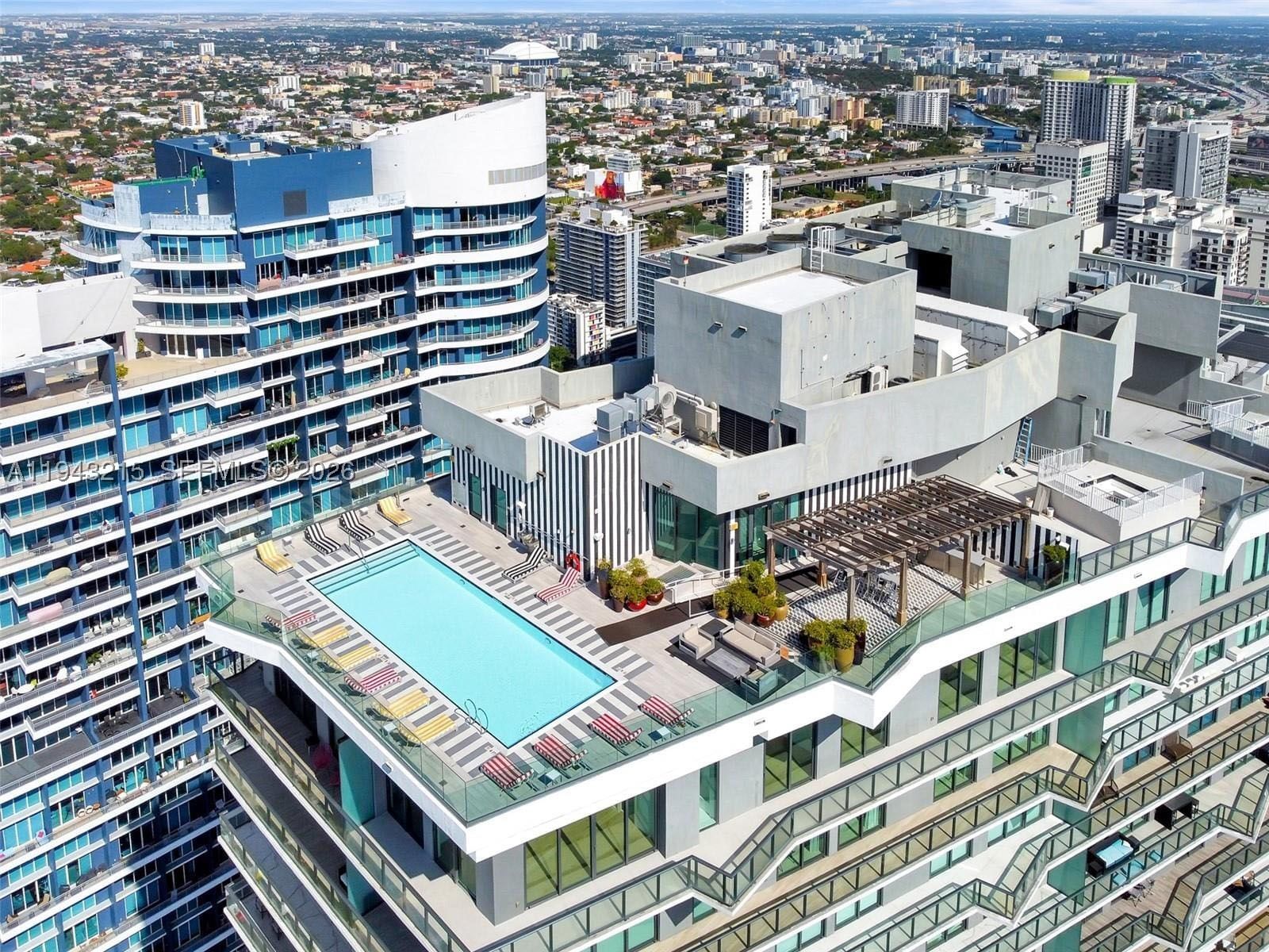 Real estate property located at 1300 Miami Ave #2104, Miami-dade, 1300 S Miami Avenue Condo, Miami, FL