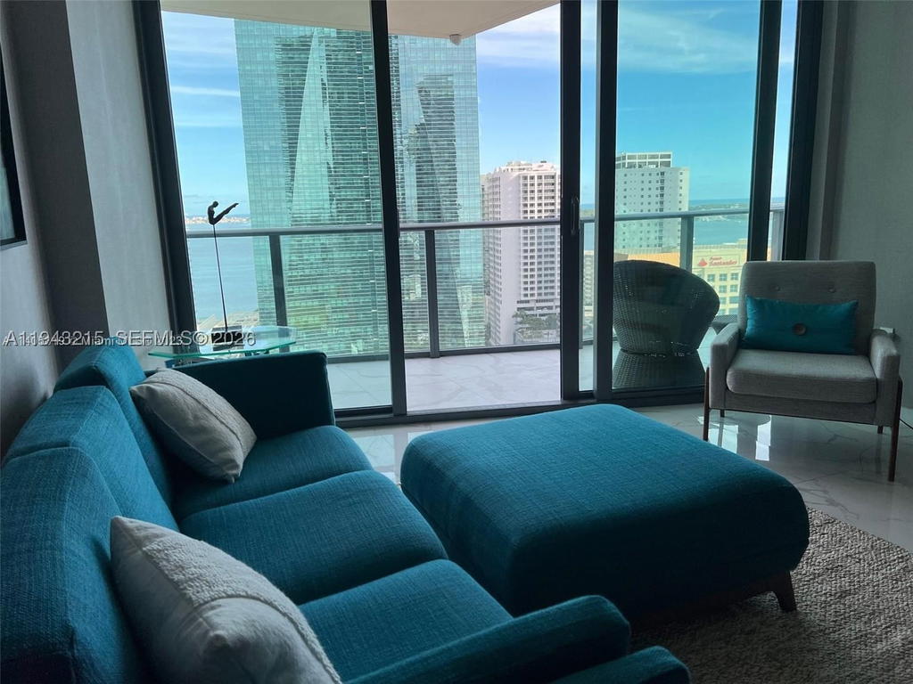 Real estate property located at 1300 Miami Ave #2104, Miami-dade, 1300 S Miami Avenue Condo, Miami, FL